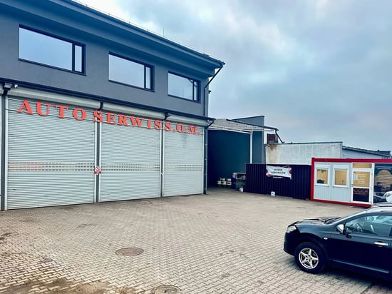 Image of building-exterior-and-surroundings