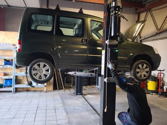 S8 AUTO STREFA Łozina