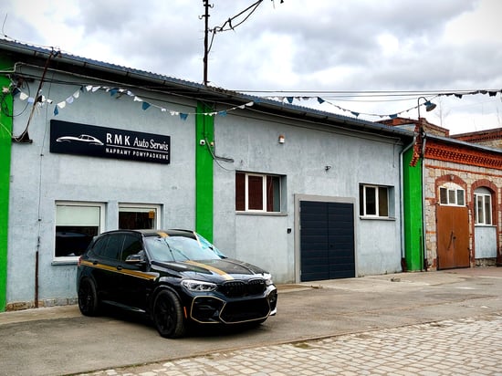 Image of building-exterior-and-surroundings