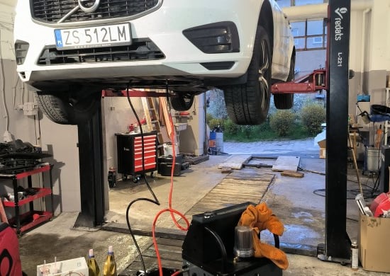 Image of working-mechanics