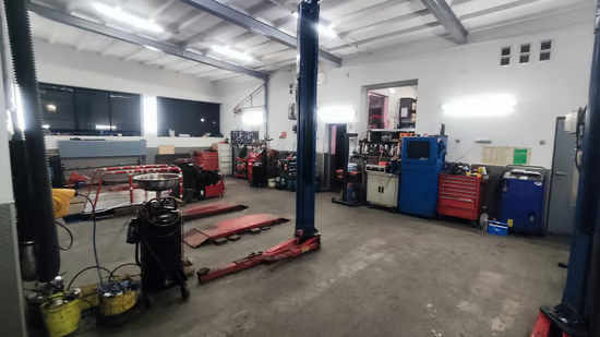 Image of workshop-hall