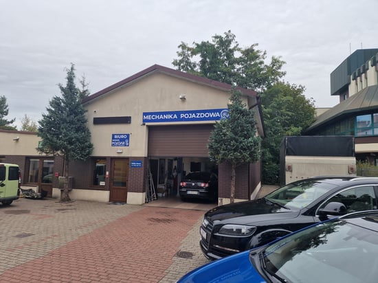 Image of building-exterior-and-surroundings