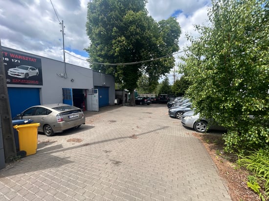 Image of building-exterior-and-surroundings