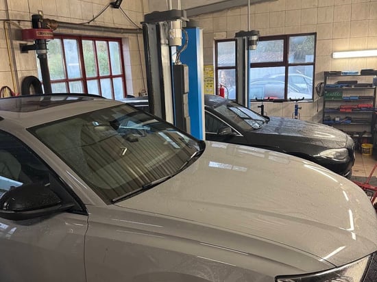 Image of example-cars