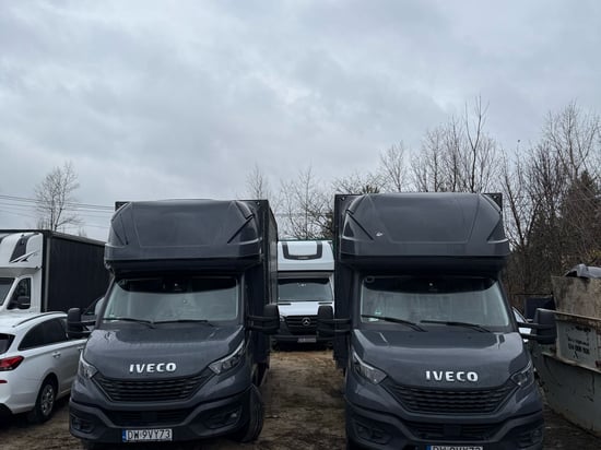 Image of example-cars