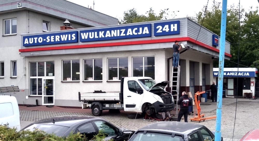 Intra Cars — zdjęcie 1