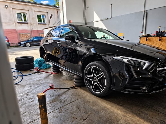 Image of example-cars
