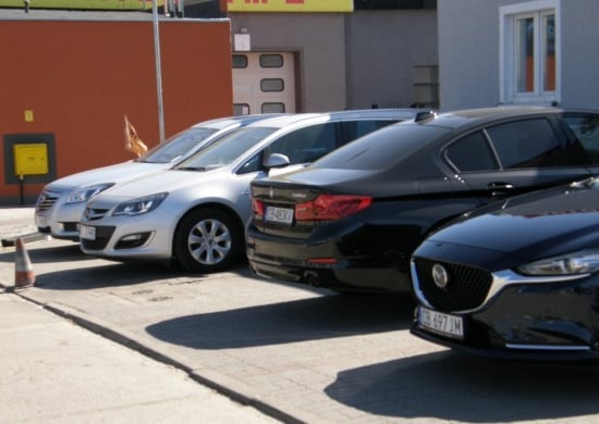 Image of example-cars