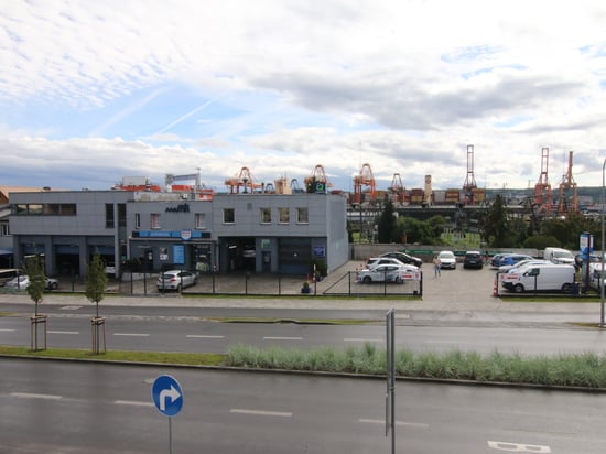 Image of building-exterior-and-surroundings