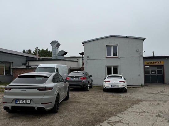 Image of building-exterior-and-surroundings