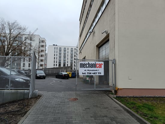 Image of building-exterior-and-surroundings