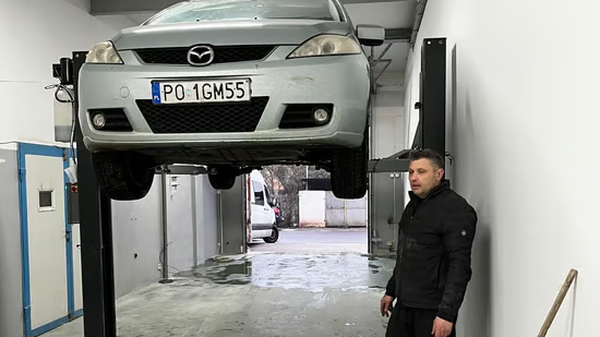 Image of building-exterior-and-surroundings