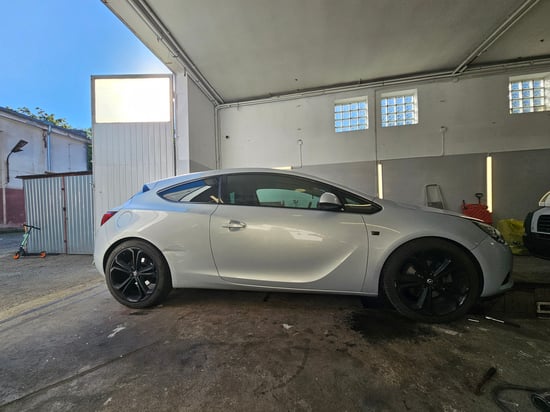 Image of example-cars