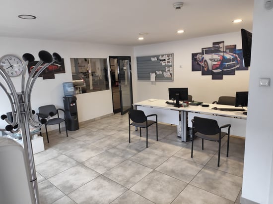 Image of building-exterior-and-surroundings