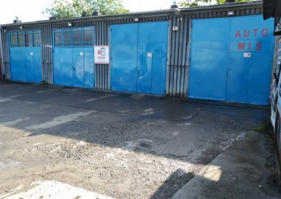 Image of building-exterior-and-surroundings