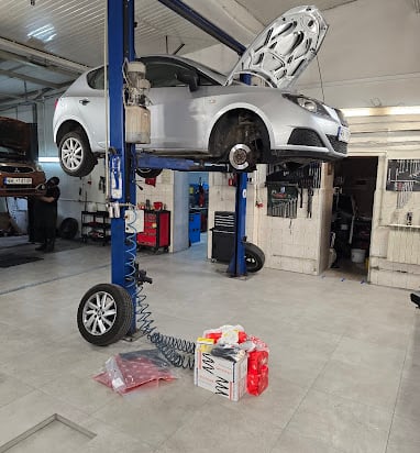 Image of working-mechanics