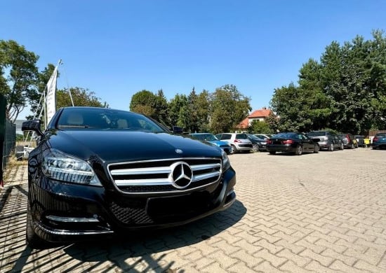 Image of example-cars