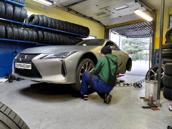 Image of working-mechanics