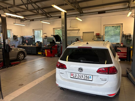 Image of example-cars