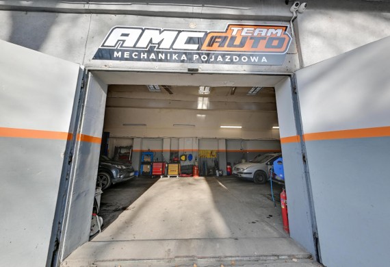 AMC AUTO TEAM MECHANIKA POJAZDOWA — zdjęcie 1