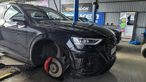 Image of building-exterior-and-surroundings