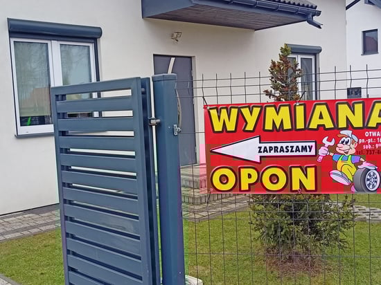 Image of building-exterior-and-surroundings