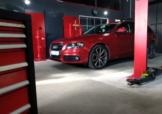 AUTO Strefa.   Serwis Samochodowy Pomoc Drogowa Pobiedziska 