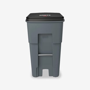 Rubbermaid Outdoor Trash Can