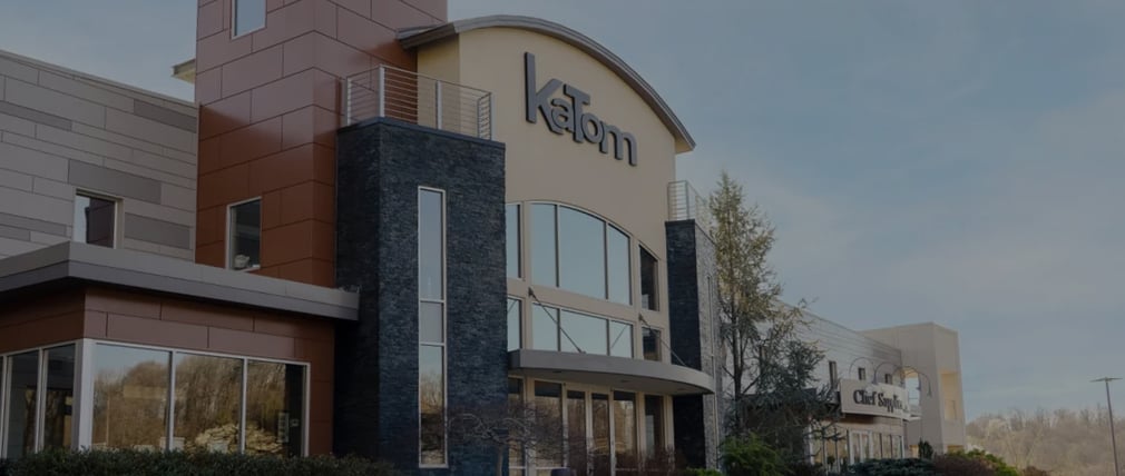 Picture of front of KaTom building