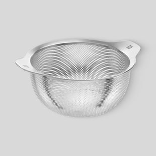 Residential Colanders, Strainers & Skimmers Example Product