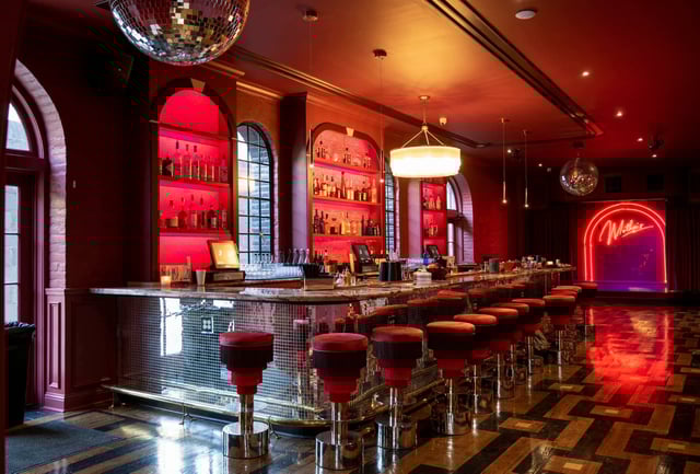 Mothers Lounge