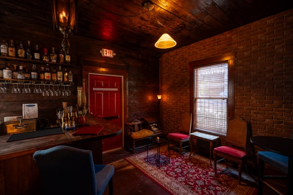 Mola, 1007 E 7th St, Austin