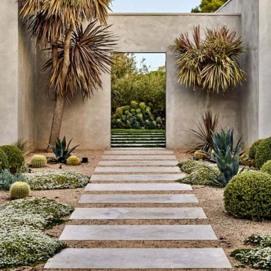 A picture of bluestone pavers around a pool in Melbourne.