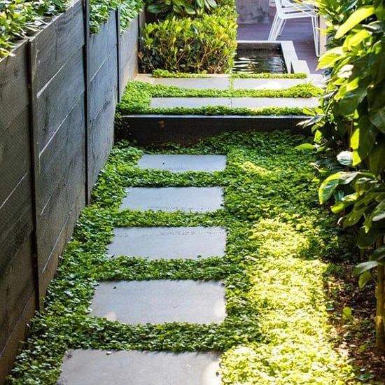 A picture of bluestone pavers around a pool in Melbourne.