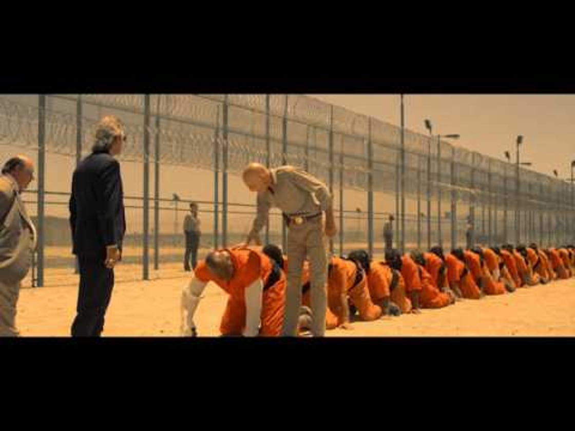 Bande annonce de THE HUMAN CENTIPEDE 3 (VF)