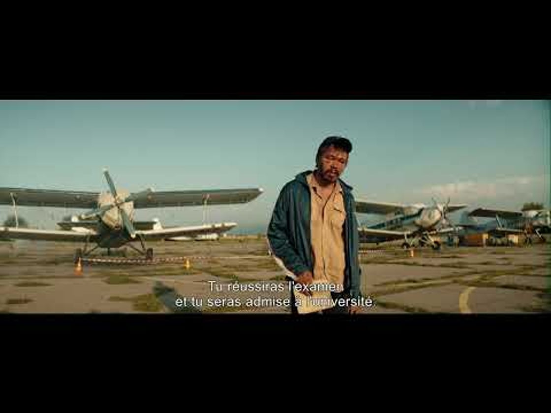 Bande annonce de L'EDUCATION D'ADEMOKA