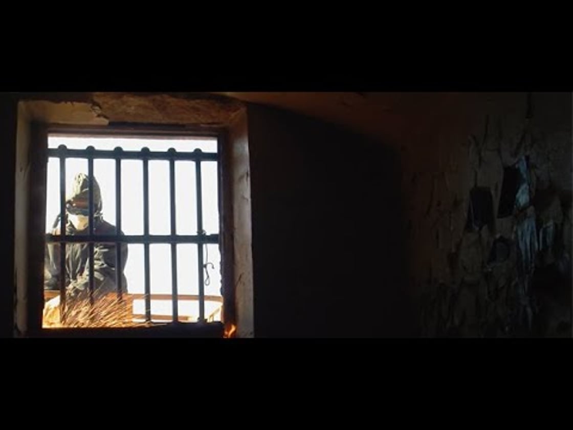 Bande annonce de Enfermés mais vivants