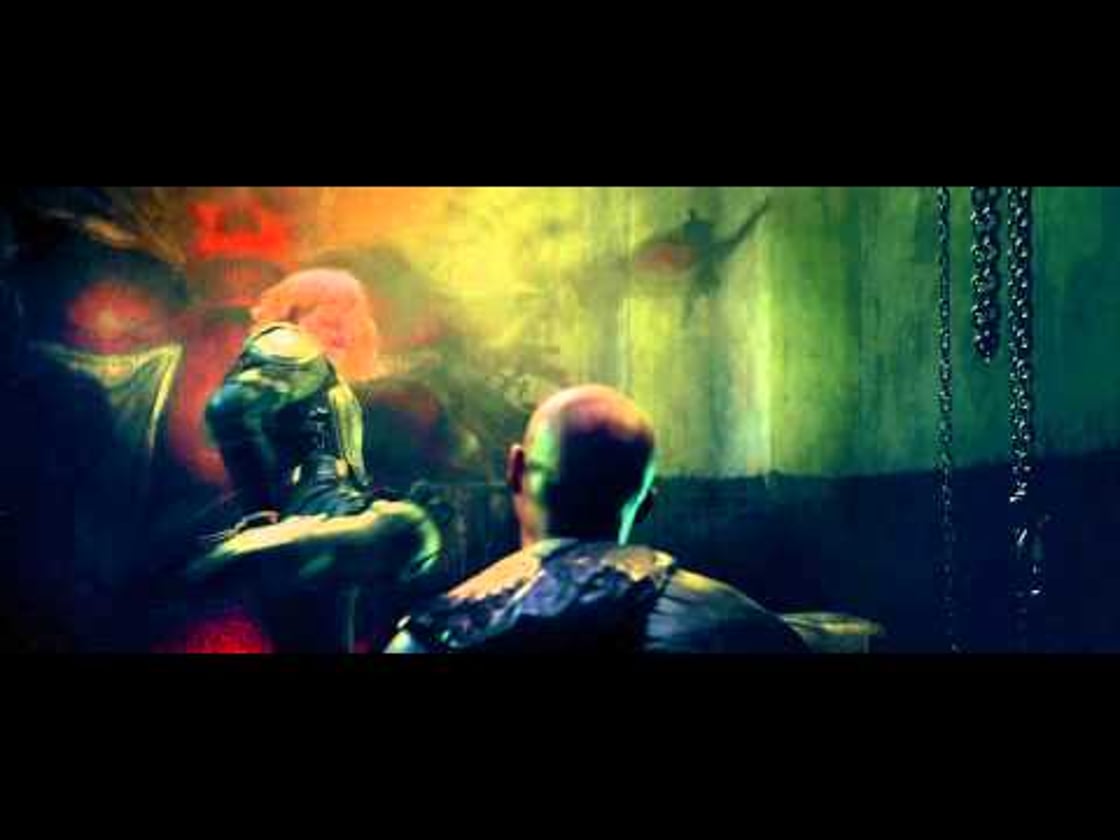 Bande annonce de DREDD (VF)