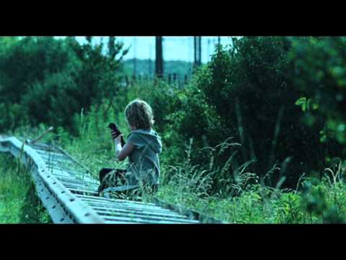 Bande annonce de LITTLE BIRD (VF)