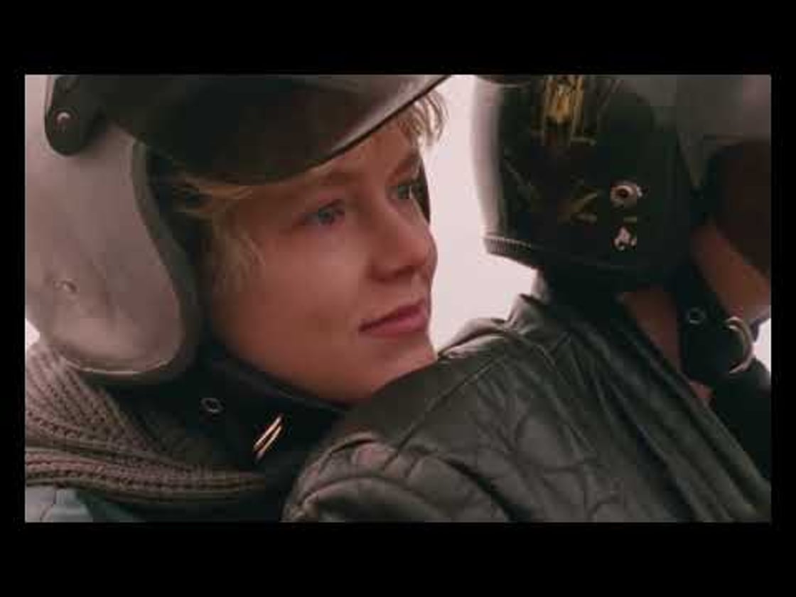 Bande annonce de Blue Jean