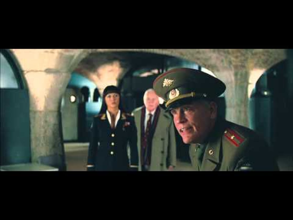 Bande annonce de RED2 (VF)