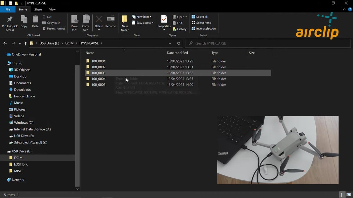 Windows-Explorer mit der Drohne als USB-Laufwerk, geöffnet ist DCIM/HYPERLAPSE mit mehreren Unterordnern.