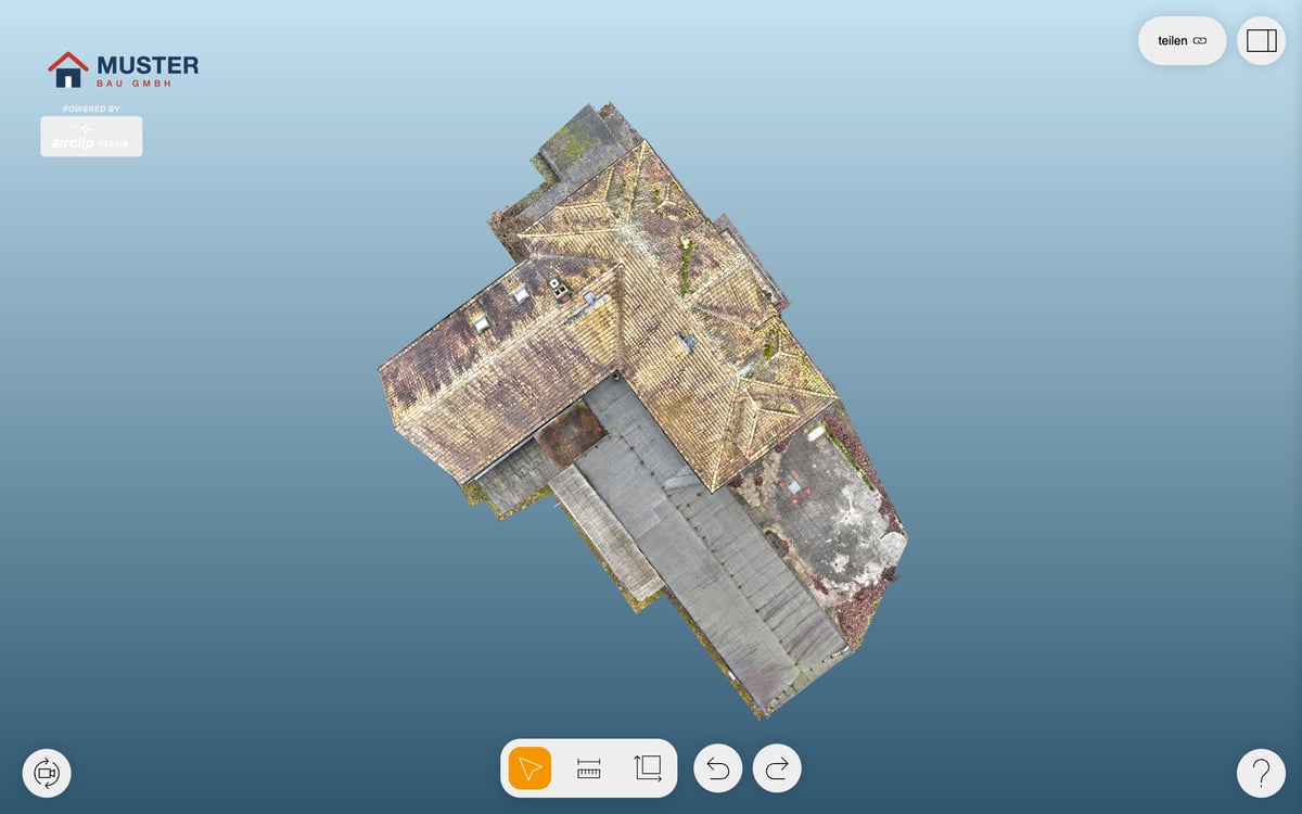 Airclip Viewer 3D with a building model. Top left the logo of a sample company, Muster Bau GmbH, with a small Powered by Airclip Cloud underneath.