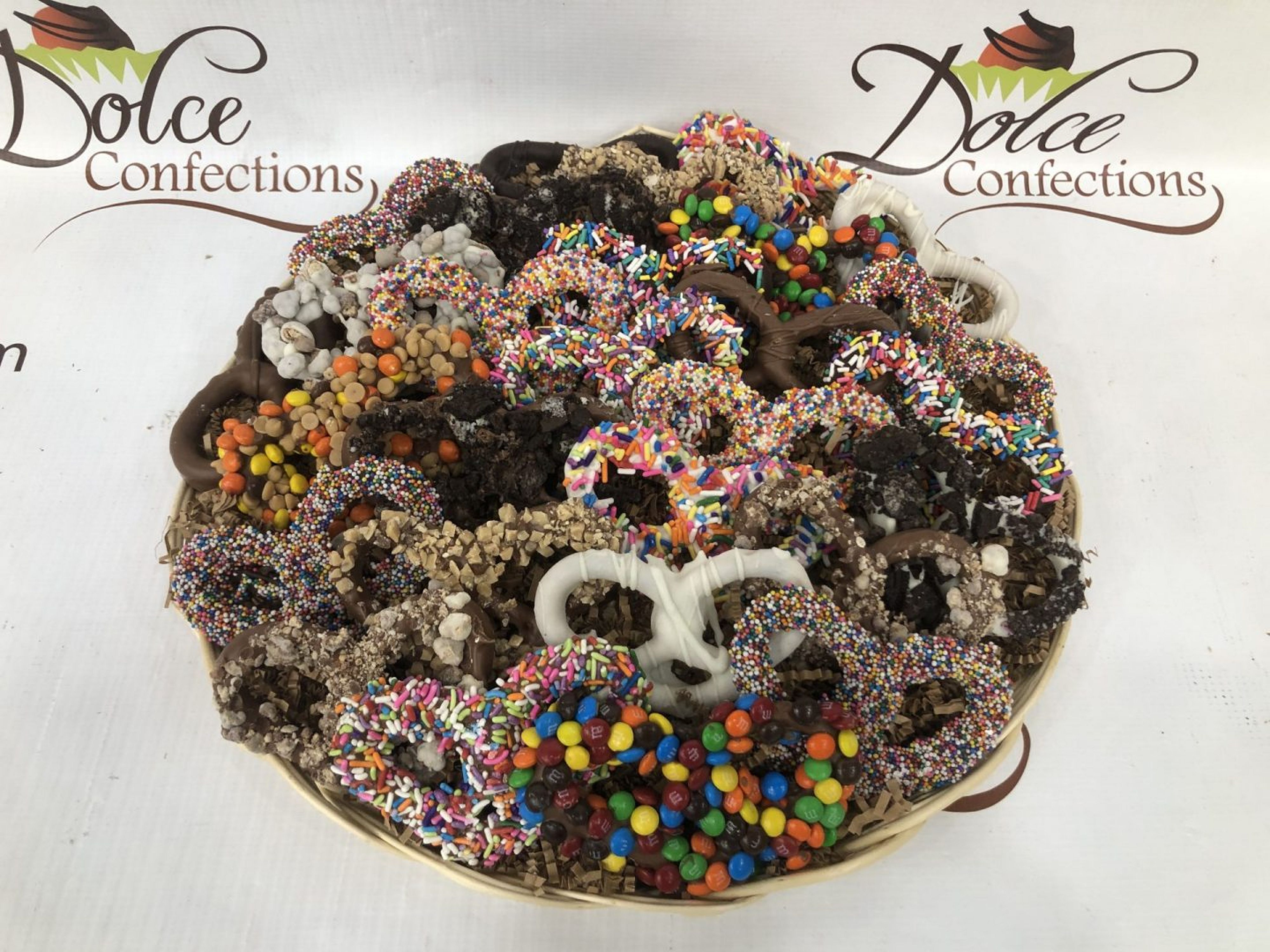 Pretzel and Cookie Basket P/PC-102