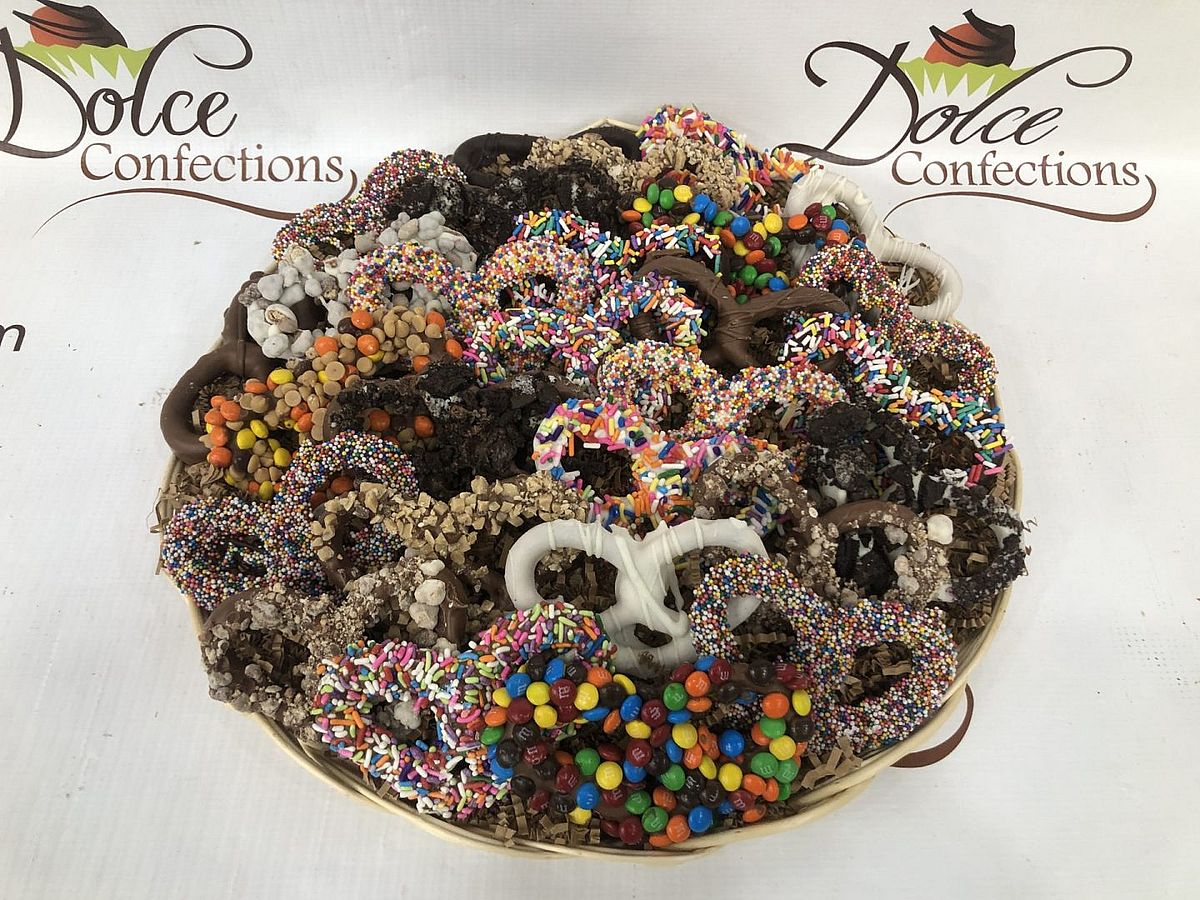 Pretzel and Cookie Basket P/PC-102