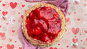 Strawberry Graham Cracker Crust Cheesecake