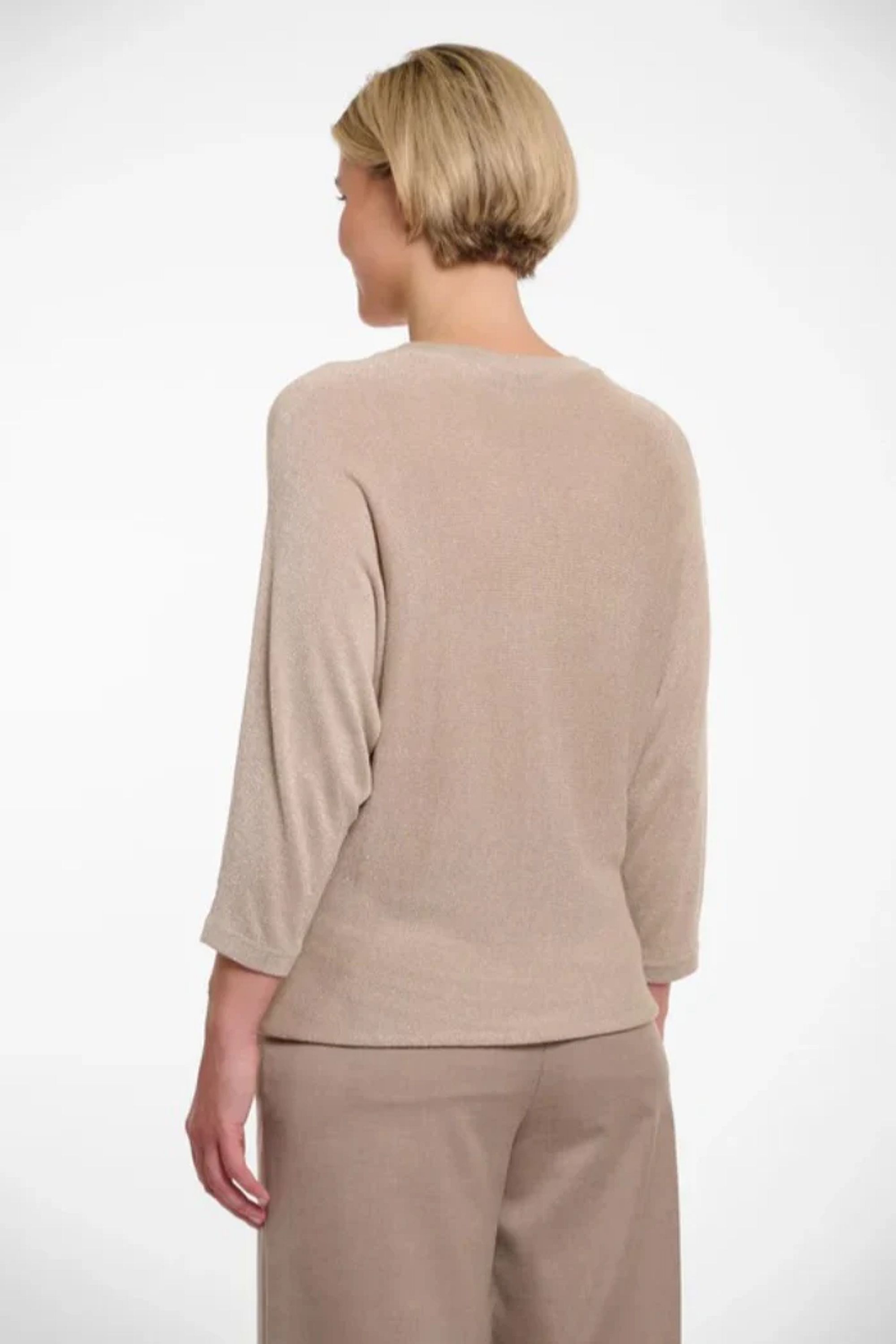 Desert V-Neck Bat Sleeve Top