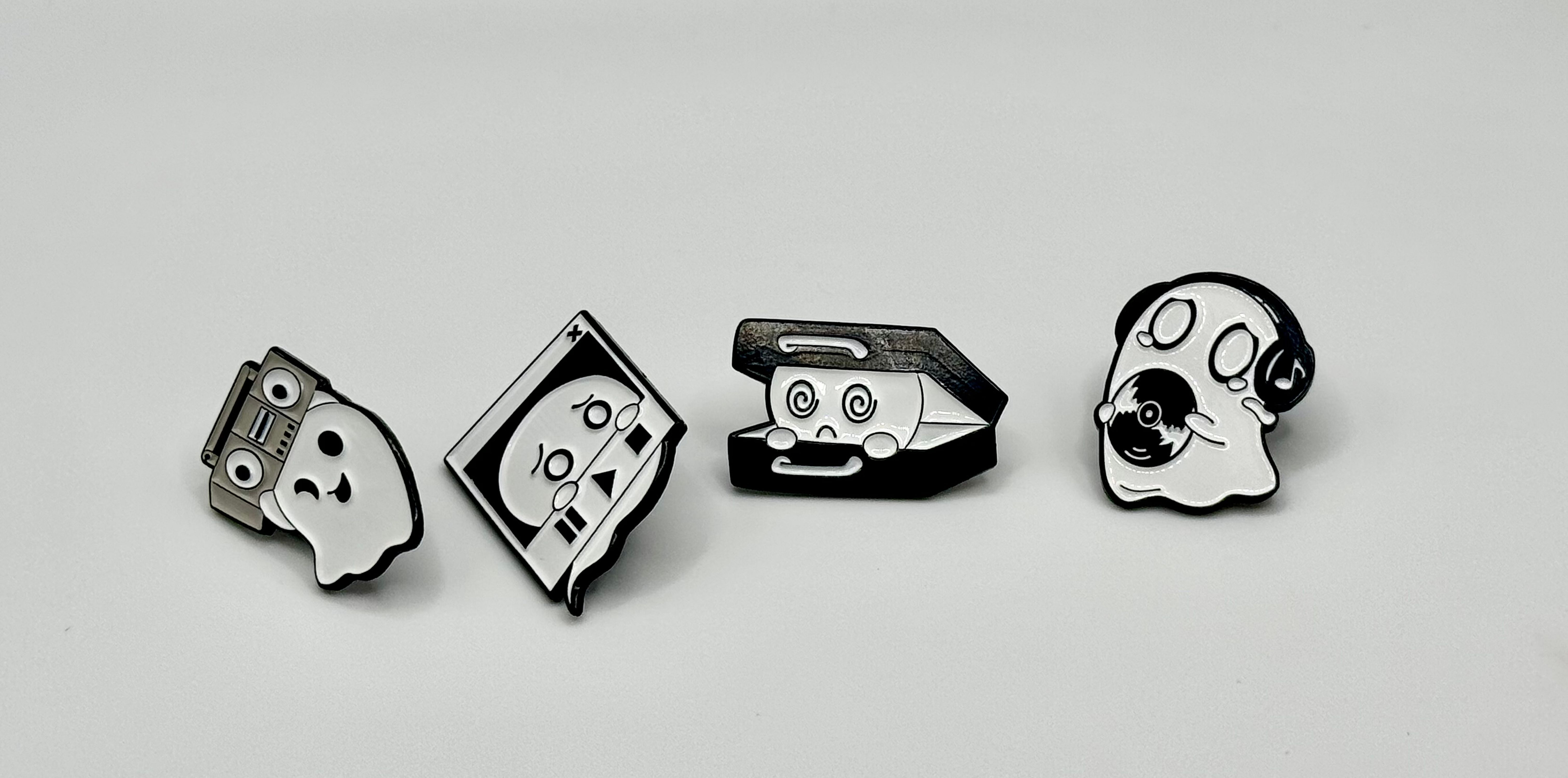 Dreadful Disco Ghost Pin Set (4-Pack LIMIED EDITION 