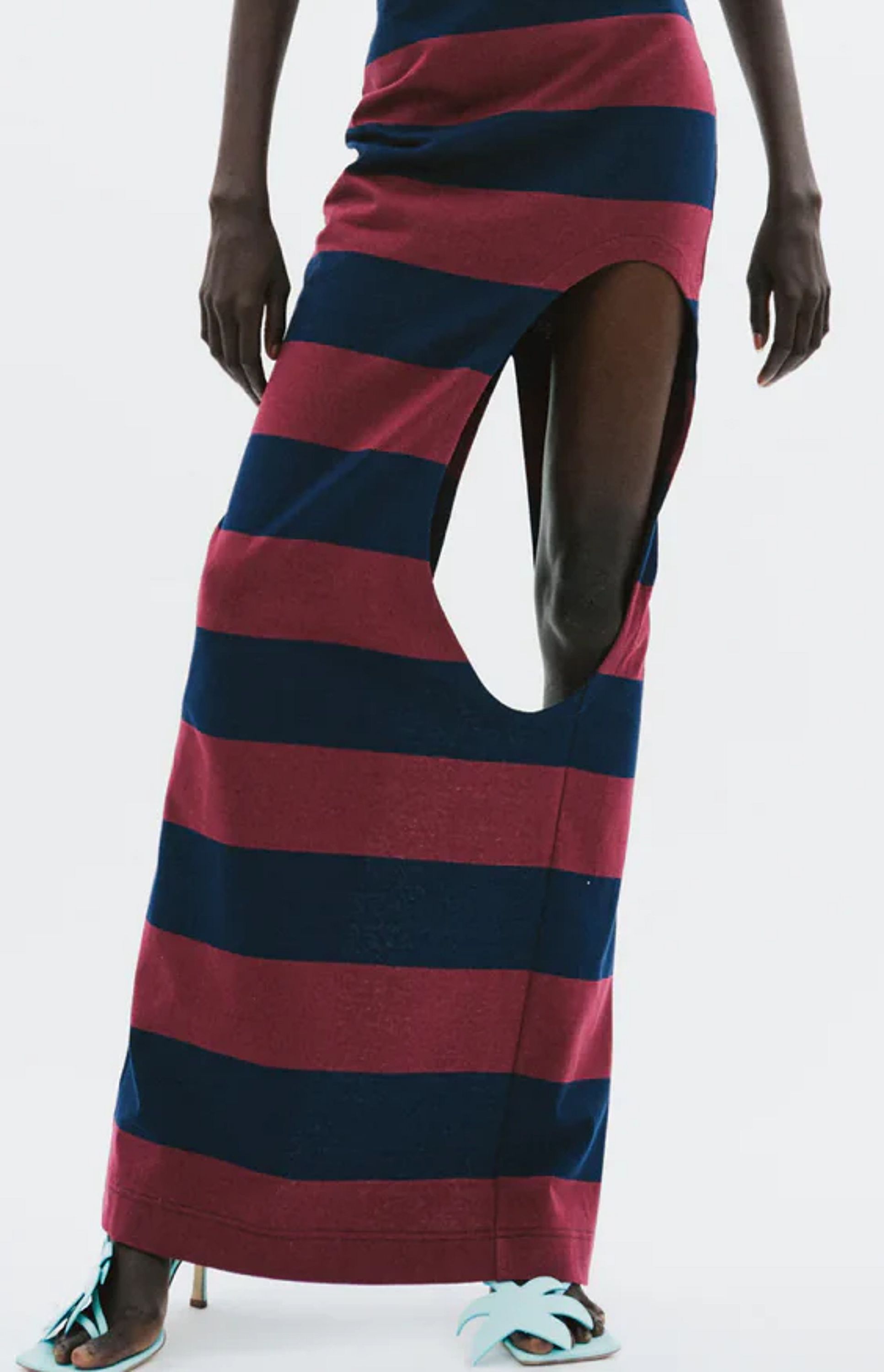 Pencil Skirt with Cut Out in Burgundy/Navy by A.W.A.K.E. MODE
