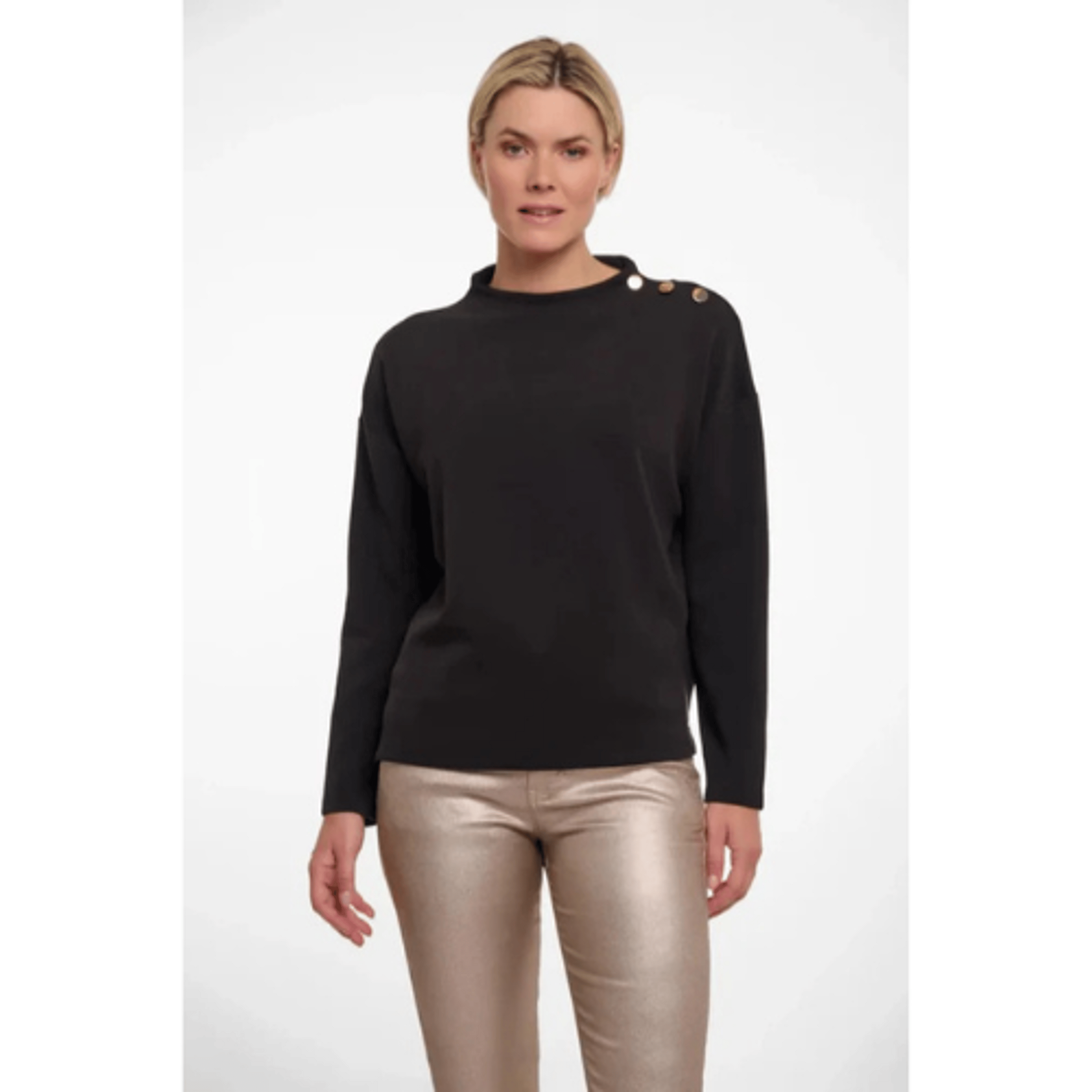 Wide Top Long Sleeves Mock Black